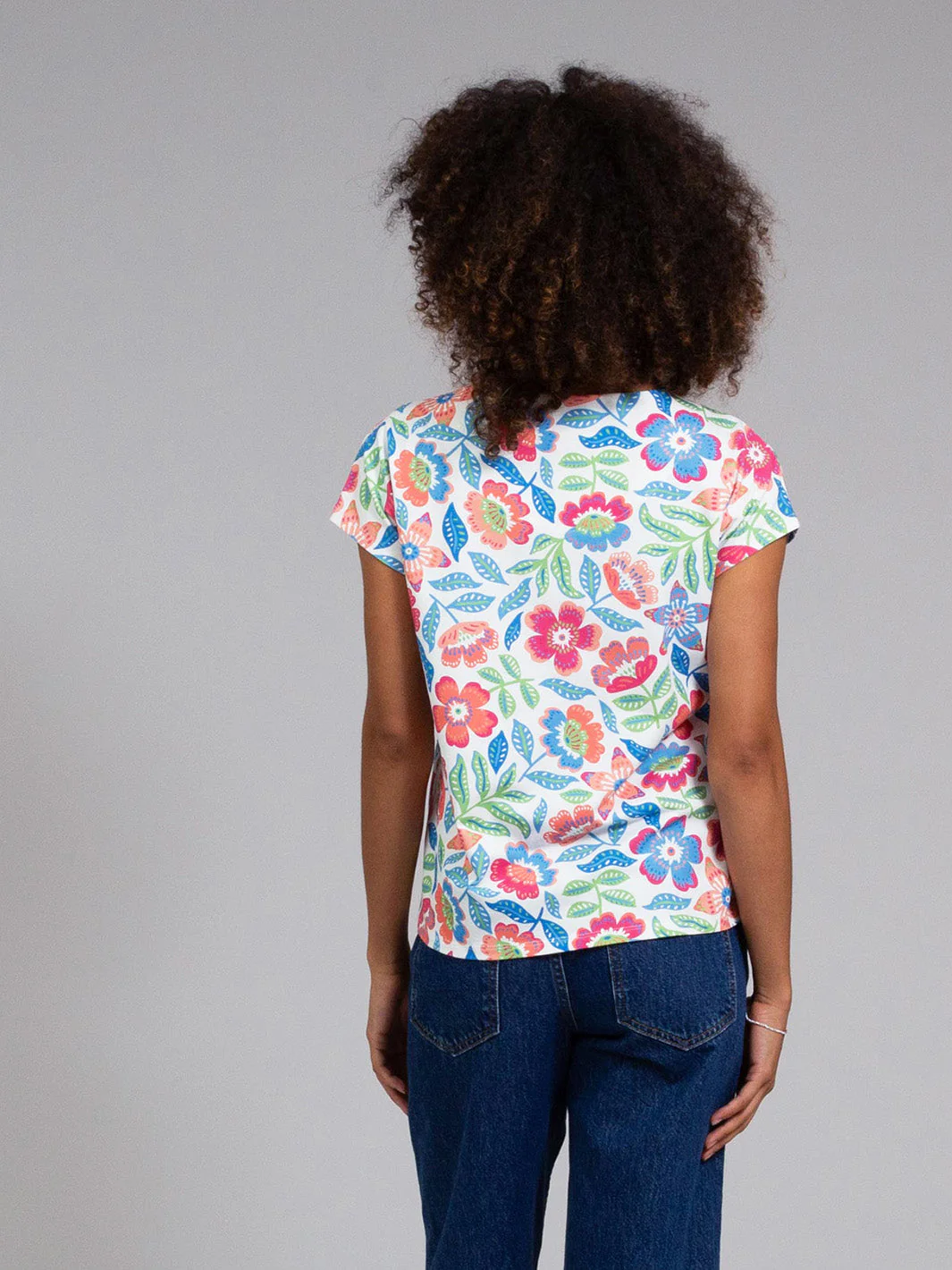 Alum Jersey Shirt Tropicarnival - Image 4