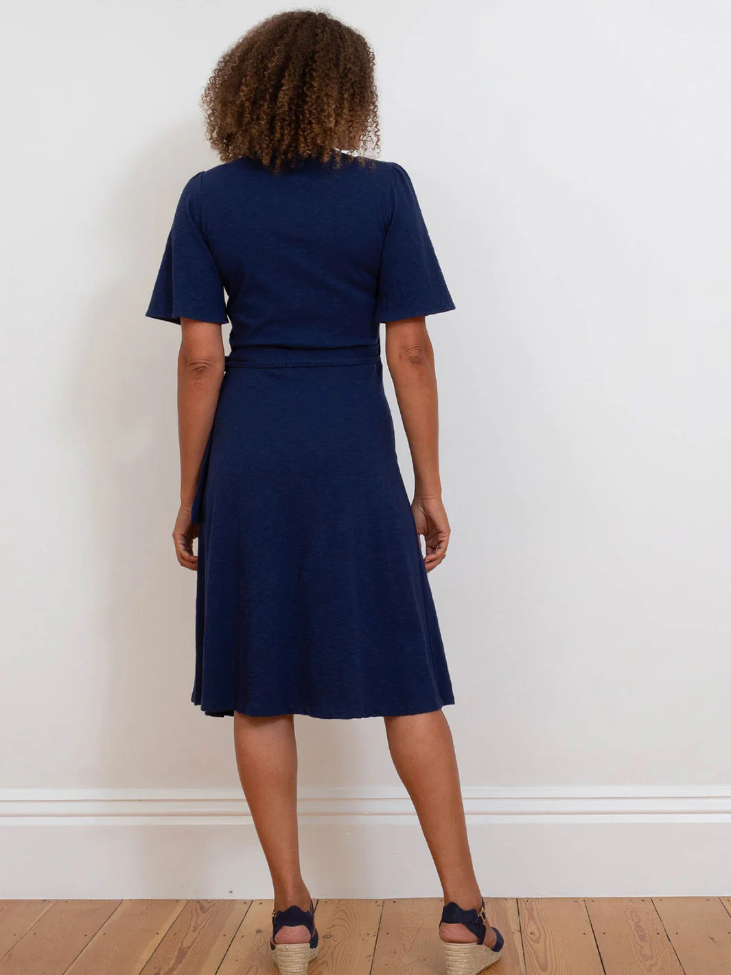 Highcliffe Ausbrenner Jersey Wickelkleid Midnight - Image 5